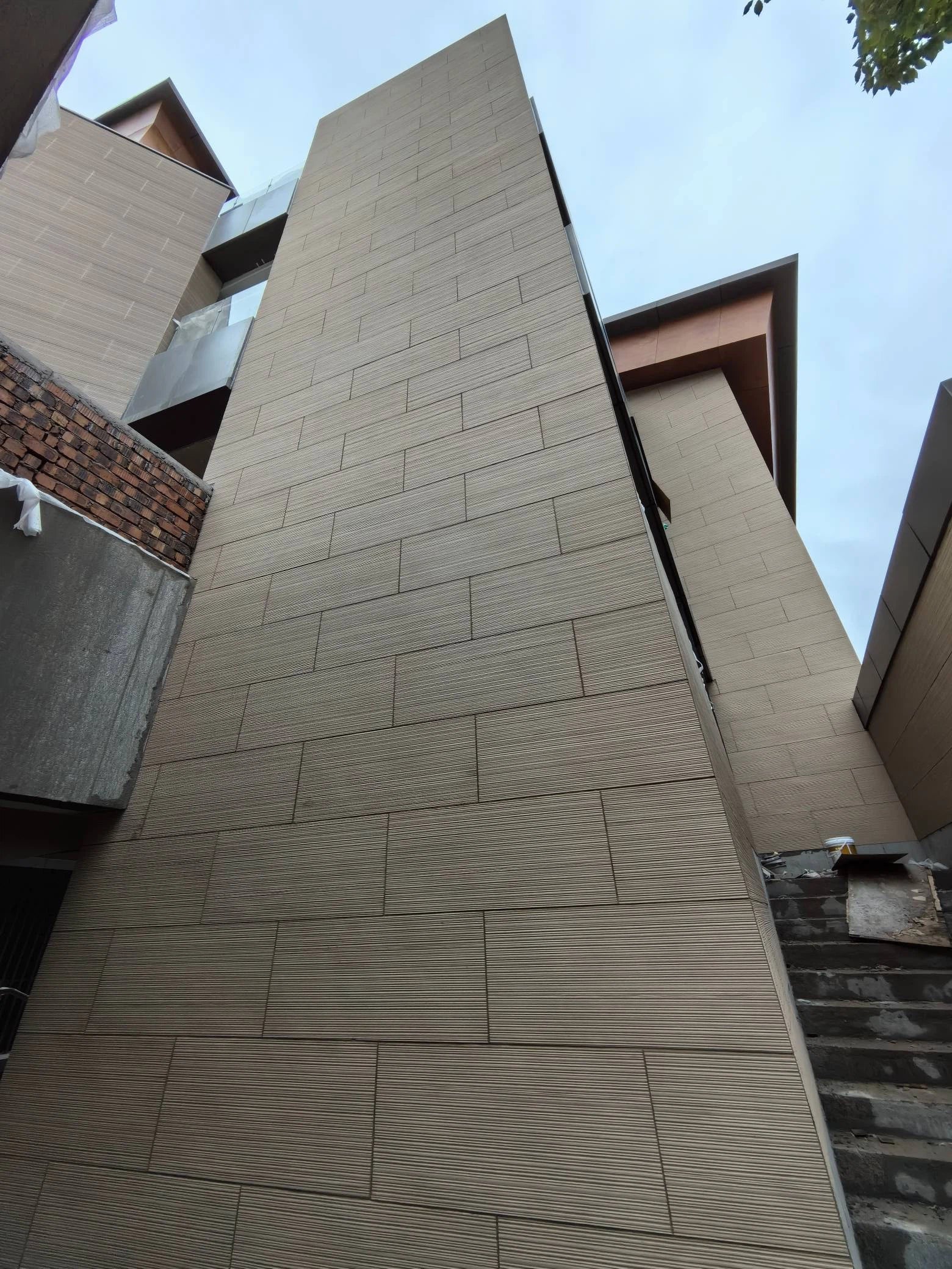 Panneau en pierre à lignes fines (3D)