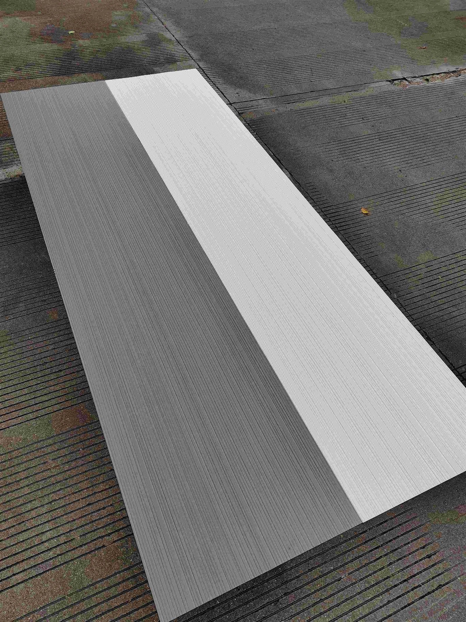 Panneau en pierre à lignes fines (3D)